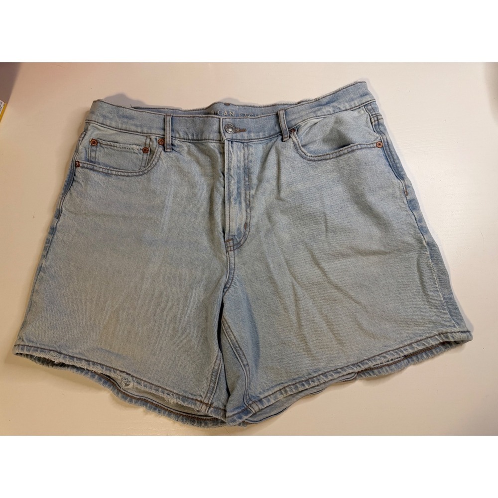 American Eagle Strigid Light Wash Denim Shorts Womens 14 High Waisted Blue